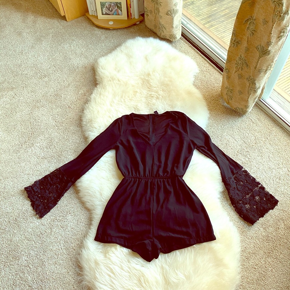 💕CRAZY CUTE BLACK ROMPER💕 - Picture 5 of 9